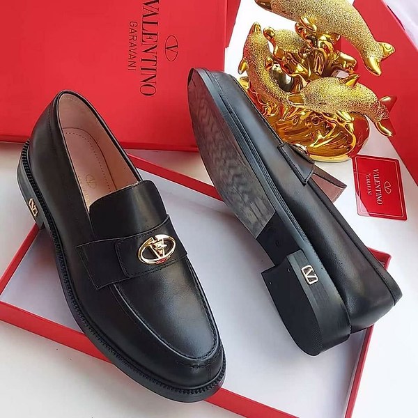 Valentino Garavani VLogo Locker Loafers