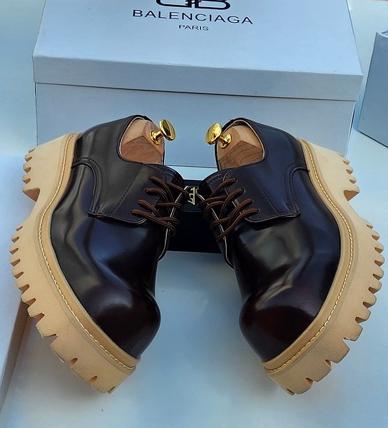 Balenciaga Sergeant chunky-sole black leather derby shoes 2