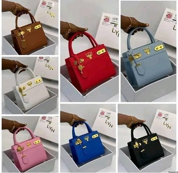 LYN “Signature” Structured Satchel Lady's bag