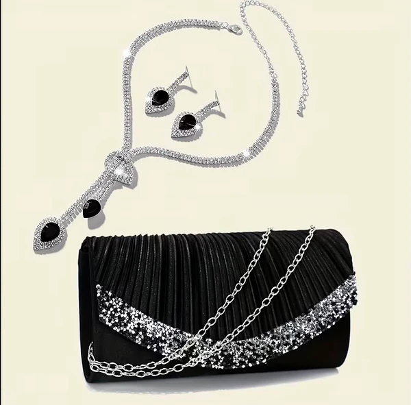 Clutch purse